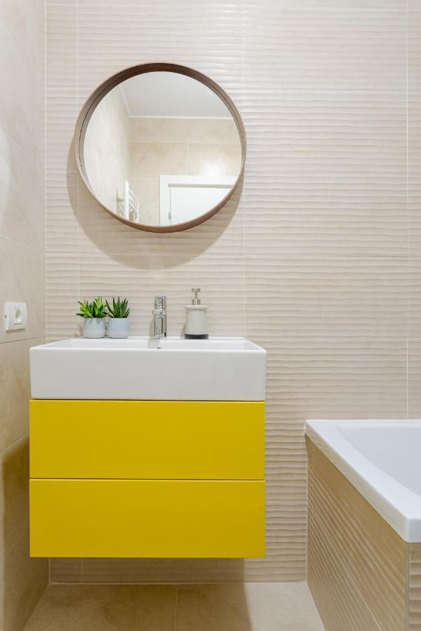 Il Lago - Sunrise - Cozy Luxurious Smart Home By The Lake Voluntari Esterno foto
